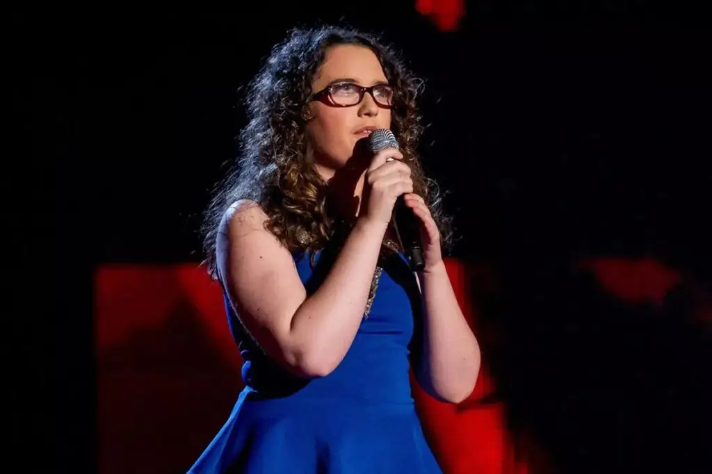 Andrea Begley Performing